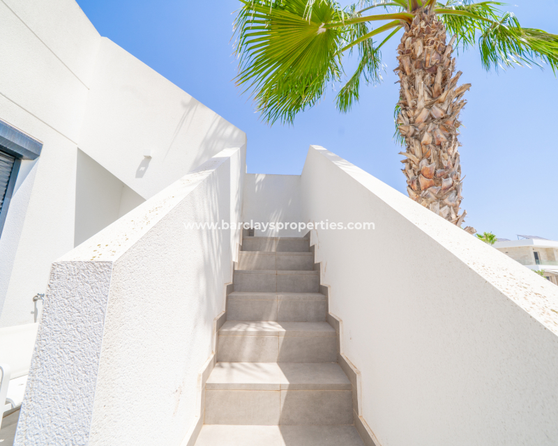 Reventa - Chalet Independiente - Urb. La Marina