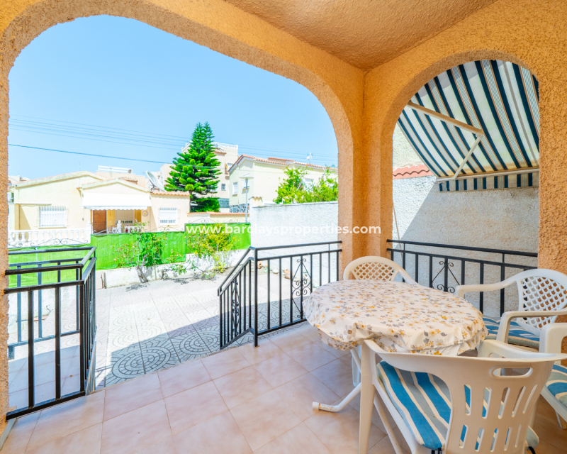 Reventa - Chalet Independiente - Urb. La Marina