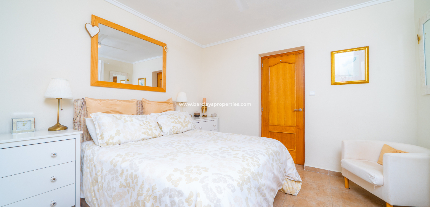 Reventa - Chalet Independiente - Urb. La Marina