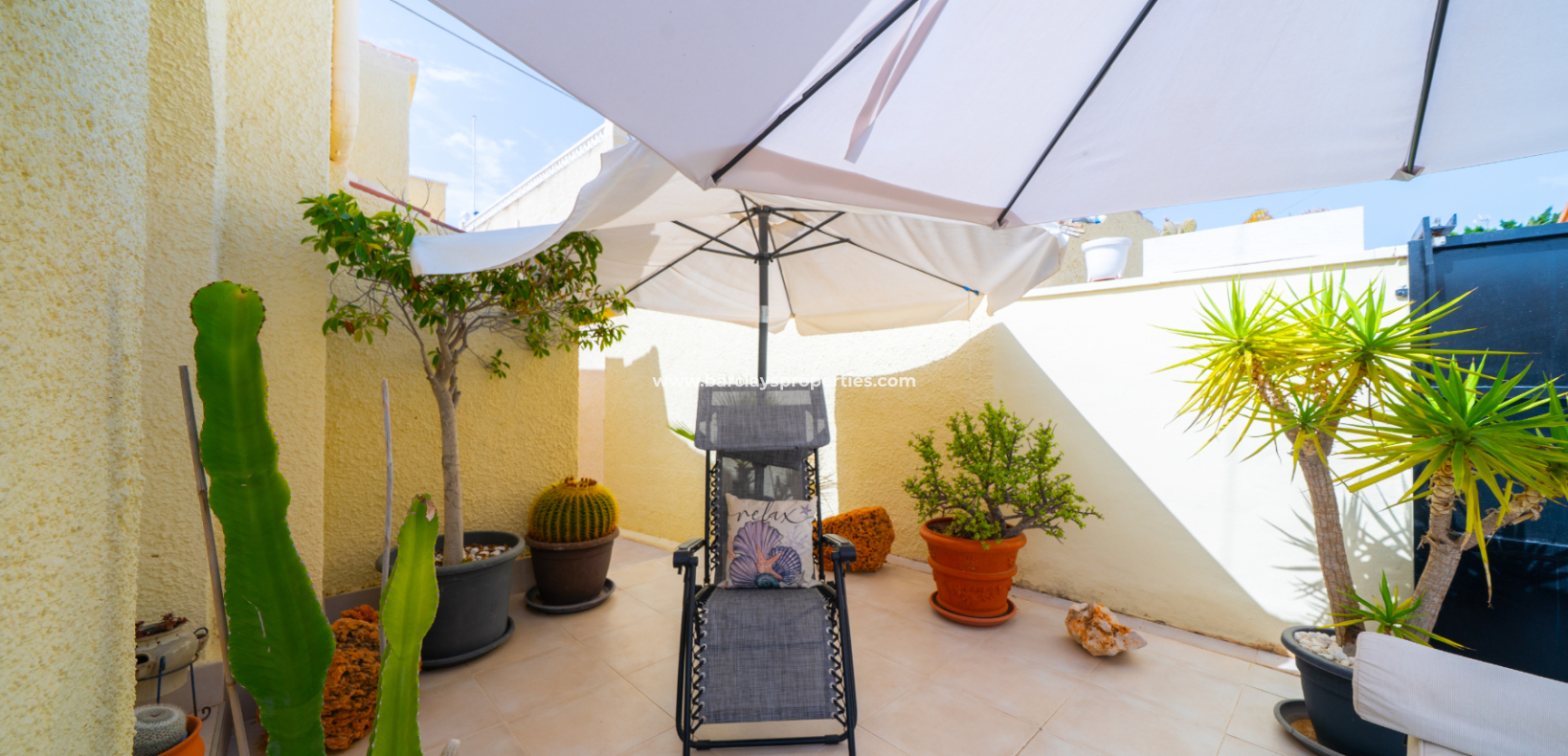 Reventa - Chalet Independiente - Urb. La Marina