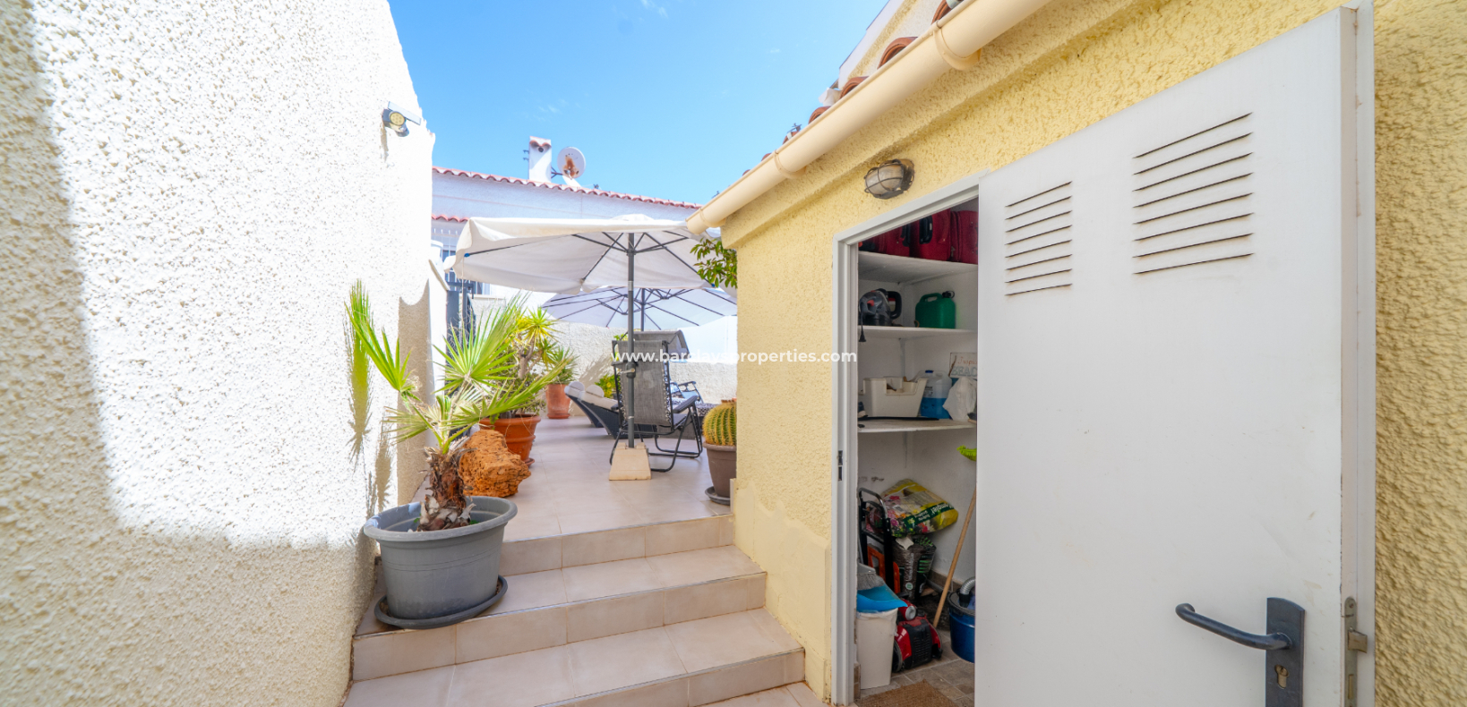 Reventa - Chalet Independiente - Urb. La Marina