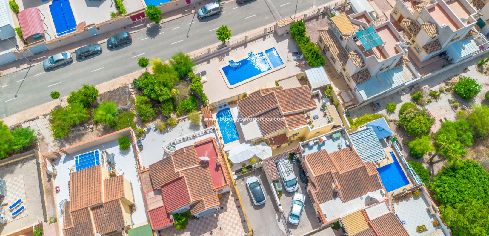 Reventa - Chalet Independiente - Urb. La Marina