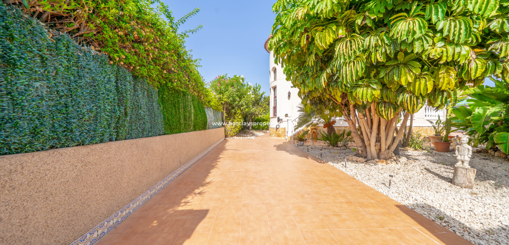 Reventa - Chalet Independiente - Urb. La Marina