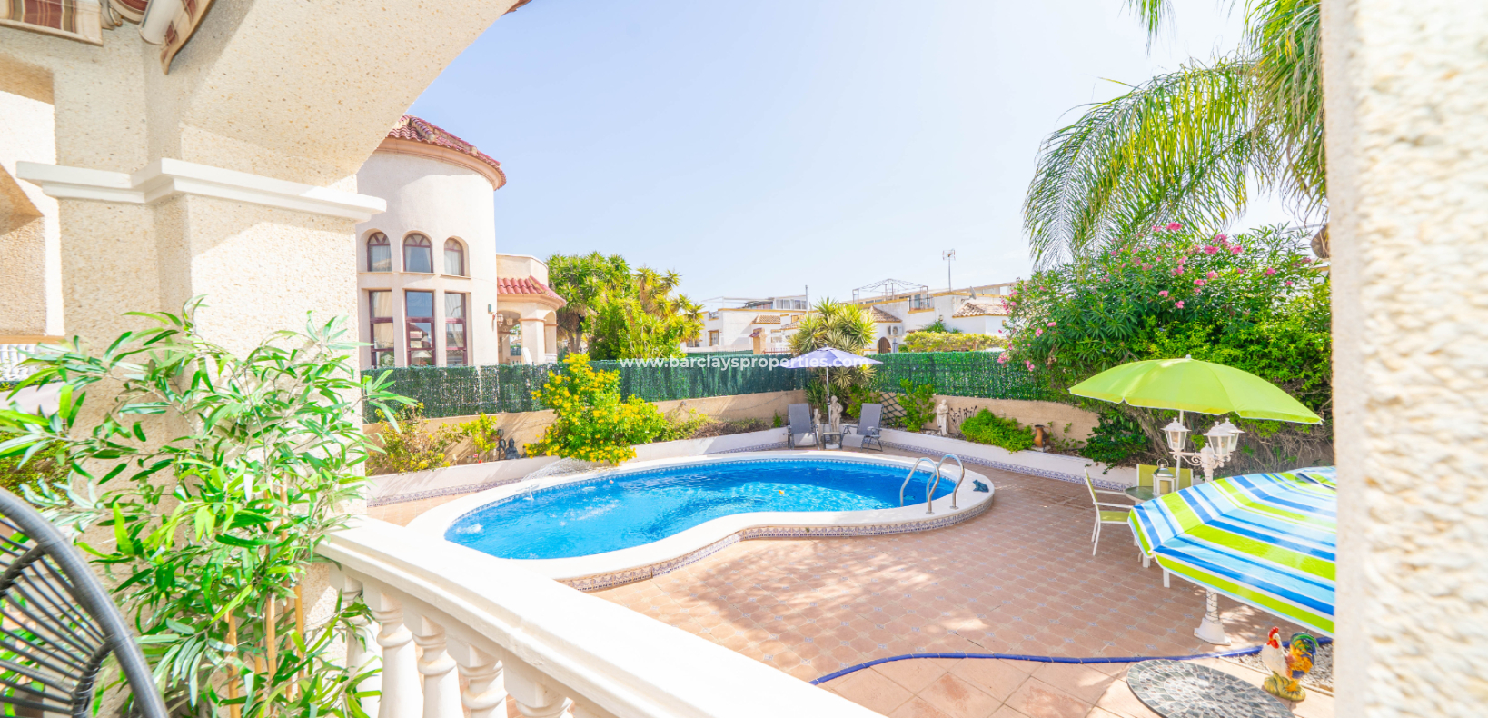Reventa - Chalet Independiente - Urb. La Marina