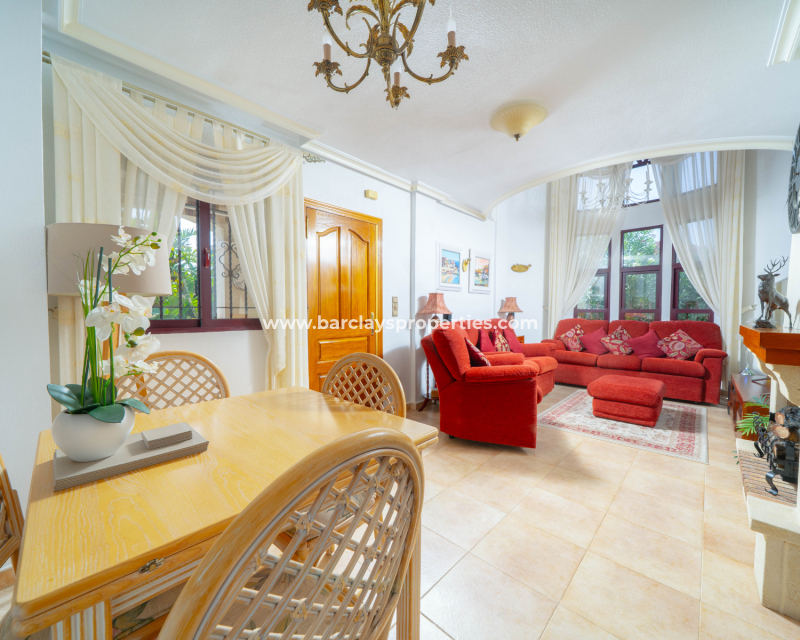 Reventa - Chalet Independiente - Urb. La Marina