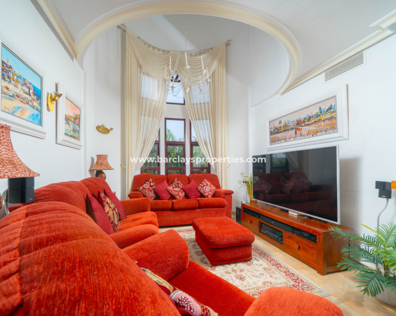 Reventa - Chalet Independiente - Urb. La Marina