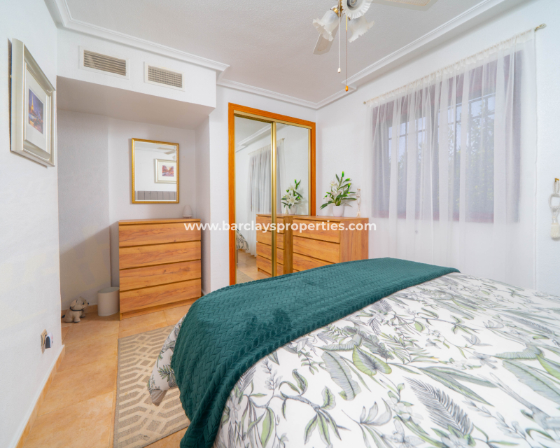 Reventa - Chalet Independiente - Urb. La Marina
