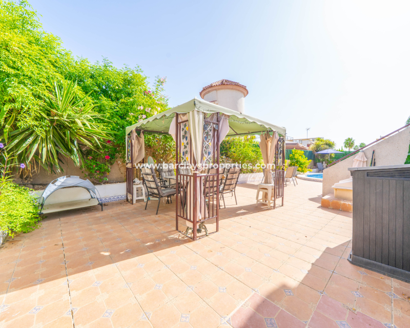 Reventa - Chalet Independiente - Urb. La Marina