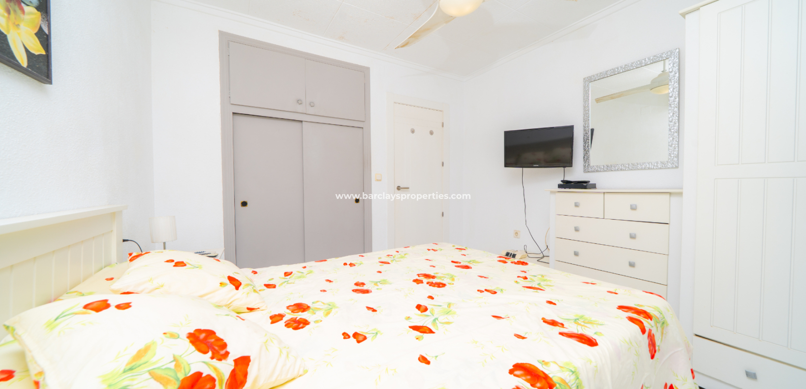 Reventa - Chalet Independiente - Urb. La Marina