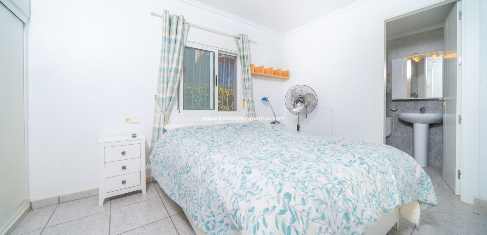 Reventa - Chalet Independiente - Urb. La Marina