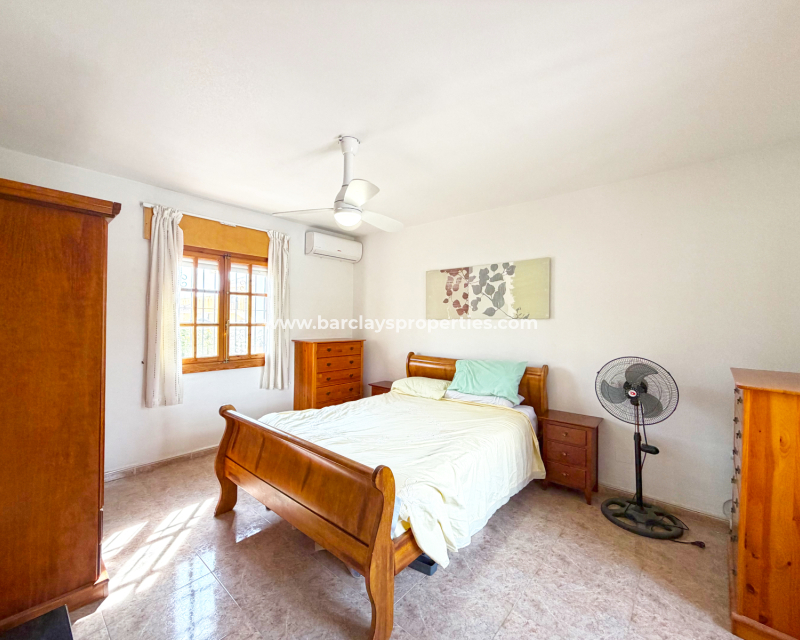 Reventa - Chalet Independiente - Urb. La Marina