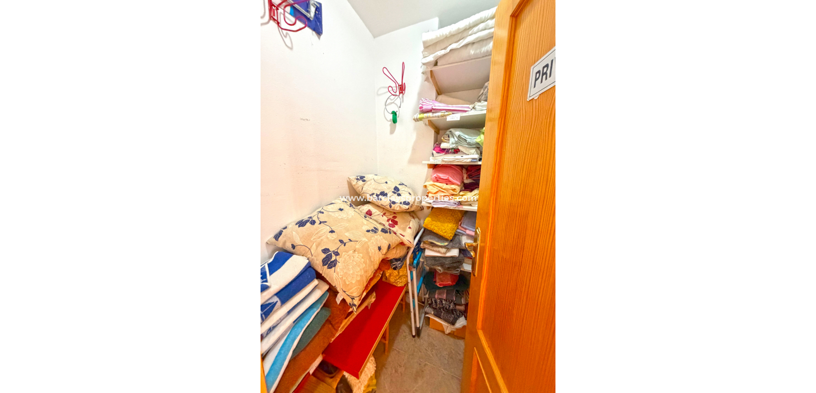 Reventa - Chalet Independiente - Urb. La Marina