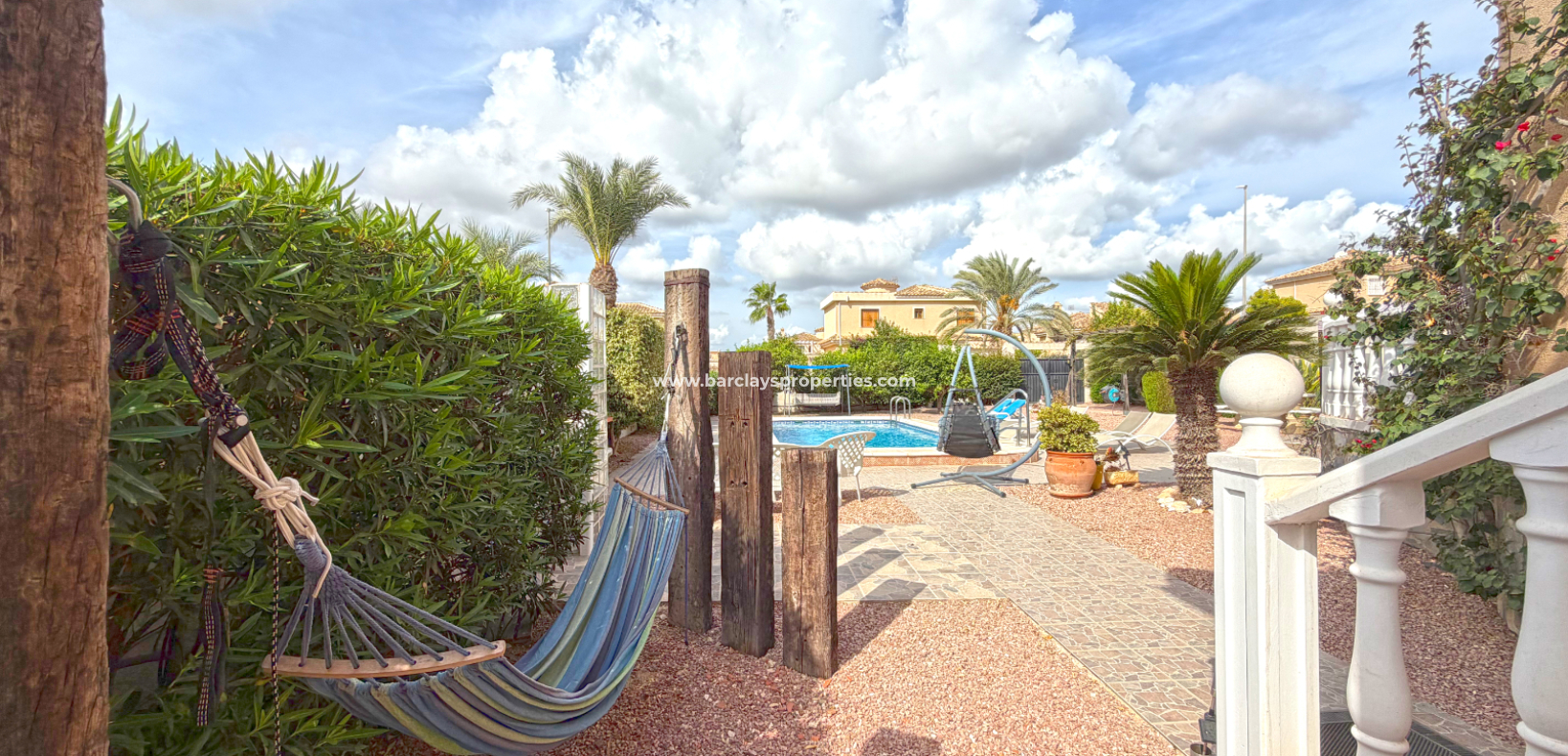 Reventa - Chalet Independiente - Urb. La Marina