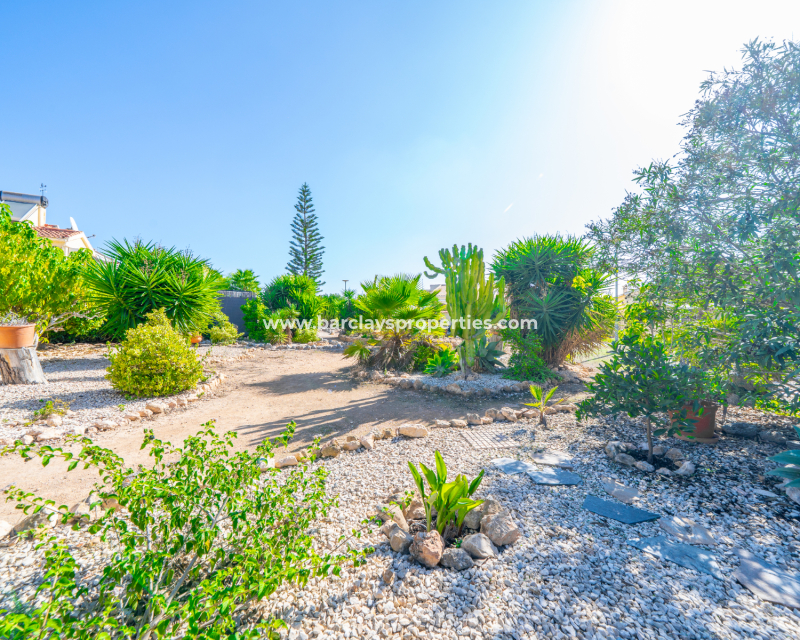 Reventa - Chalet Independiente - Urb. La Marina