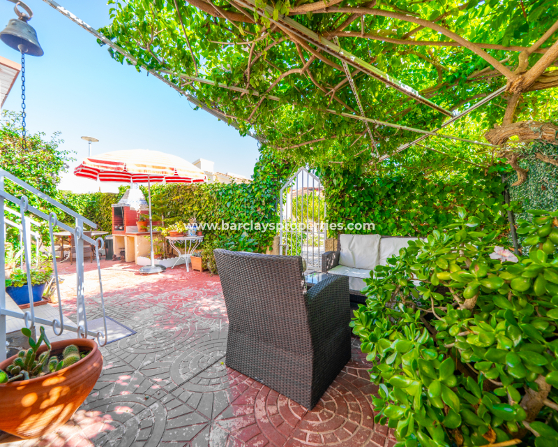 Reventa - Chalet Independiente - Urb. La Marina