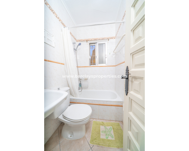 Reventa - Chalet Independiente - Urb. La Marina