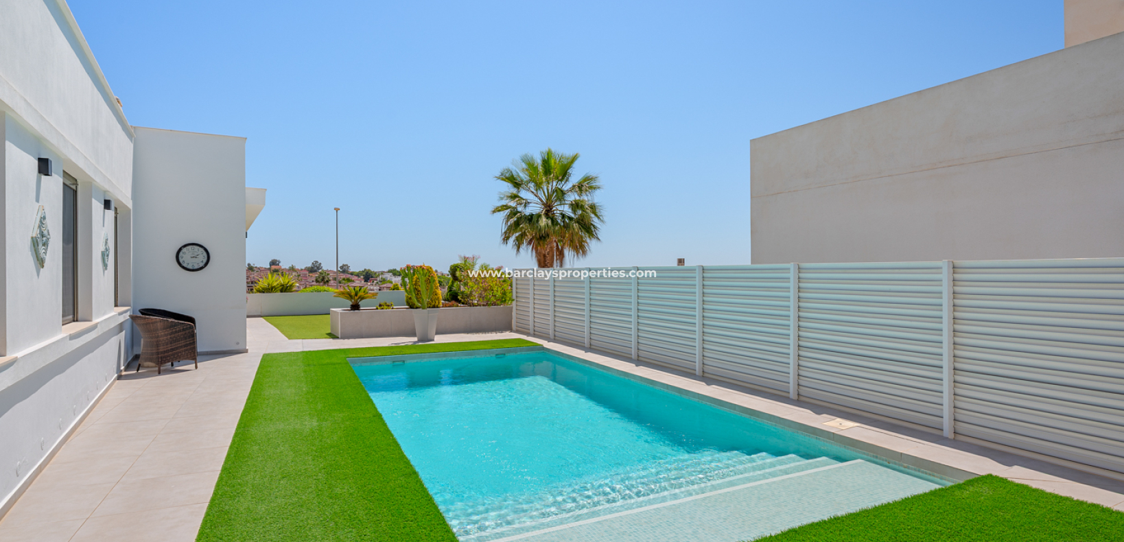 Reventa - Chalet Independiente - Urb. La Marina