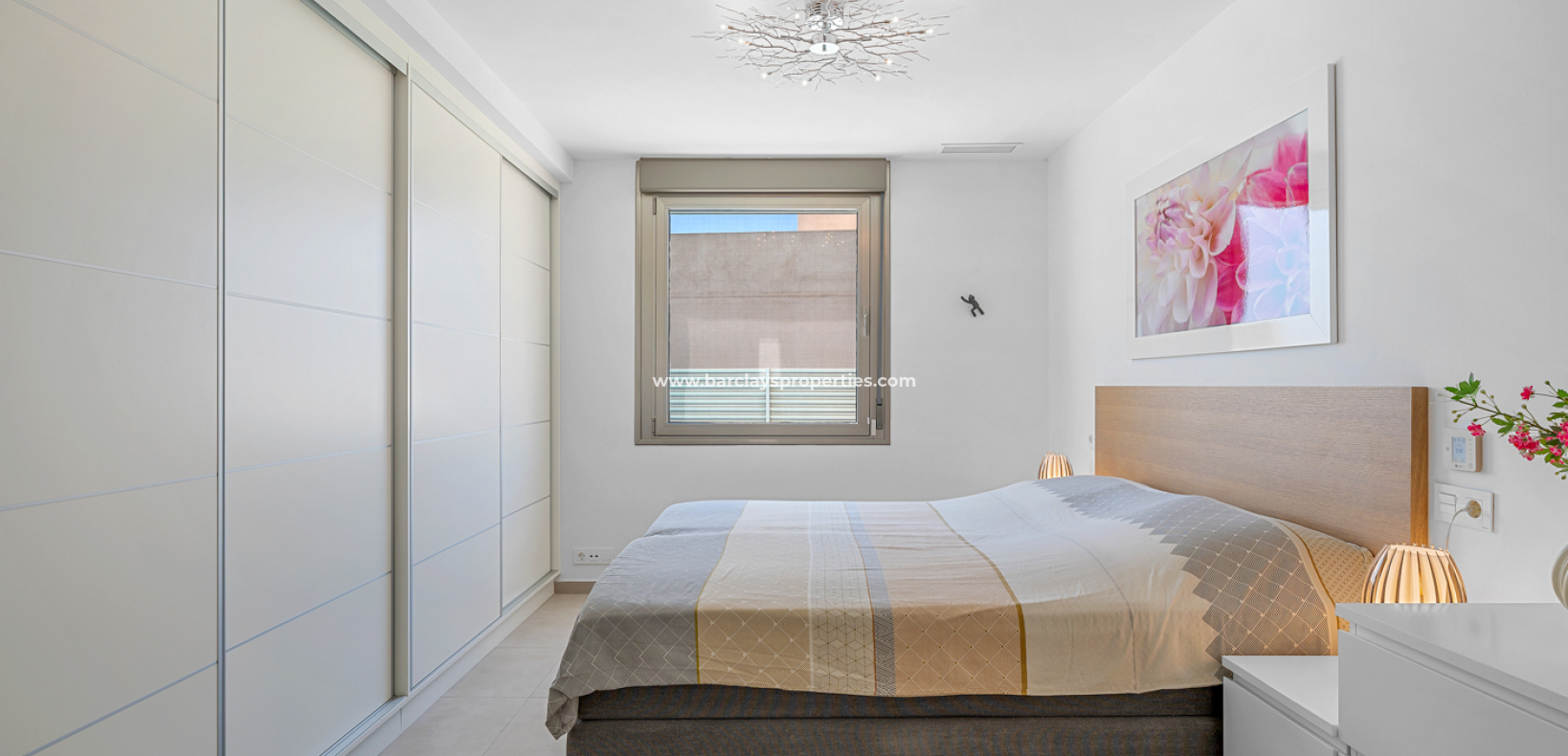 Reventa - Chalet Independiente - Urb. La Marina