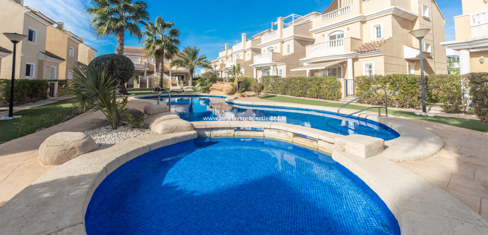 Reventa - Chalet Independiente - Urb. La Marina