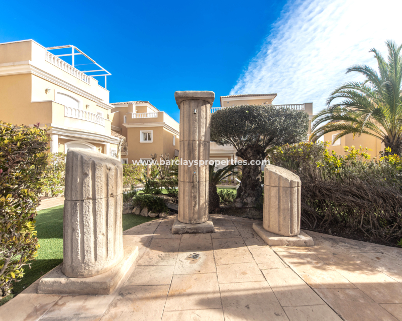 Reventa - Chalet Independiente - Urb. La Marina