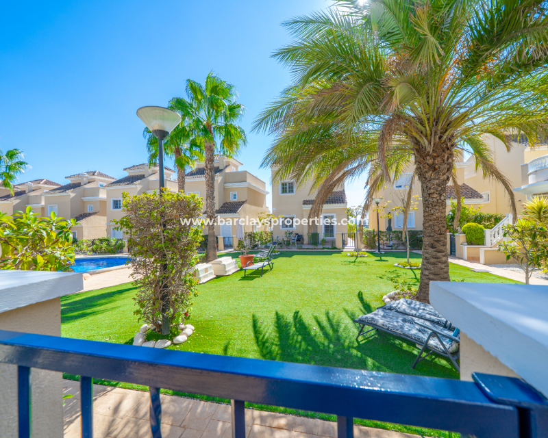 Reventa - Chalet Independiente - Urb. La Marina