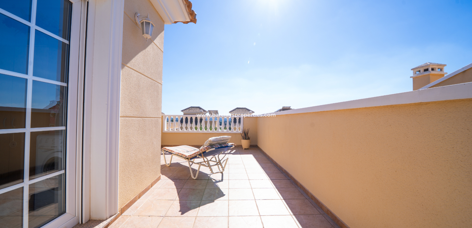Reventa - Chalet Independiente - Urb. La Marina