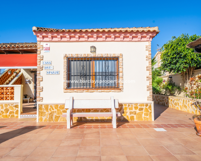 Reventa - Chalet Independiente - Urb. La Marina