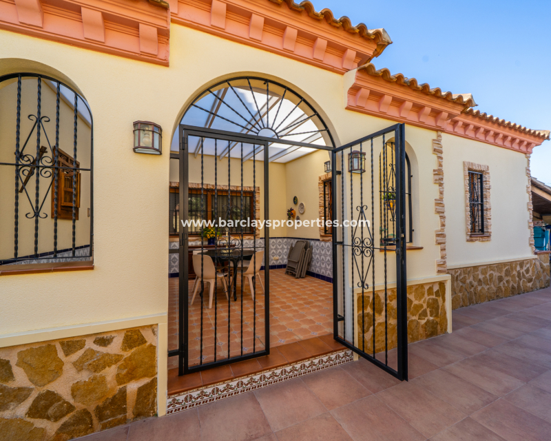 Reventa - Chalet Independiente - Urb. La Marina