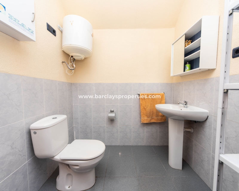 Reventa - Local Comercial - Urb. La Marina