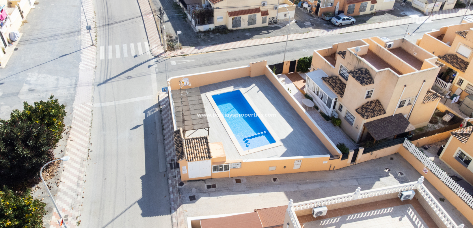 Reventa - Semi Adosado - Urb. La Marina