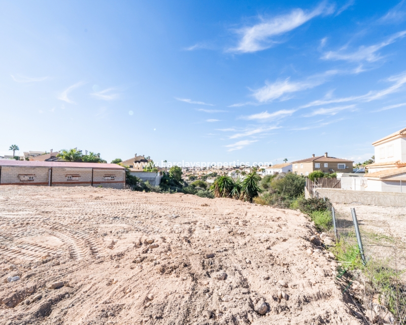 Reventa - Terreno - Urb. La Marina