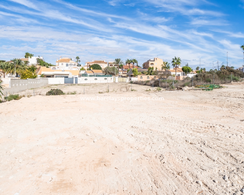 Reventa - Terreno - Urb. La Marina