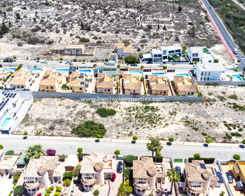 Reventa - Terreno - Urb. La Marina