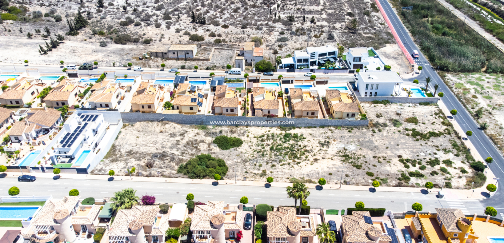 Reventa - Terreno - Urb. La Marina