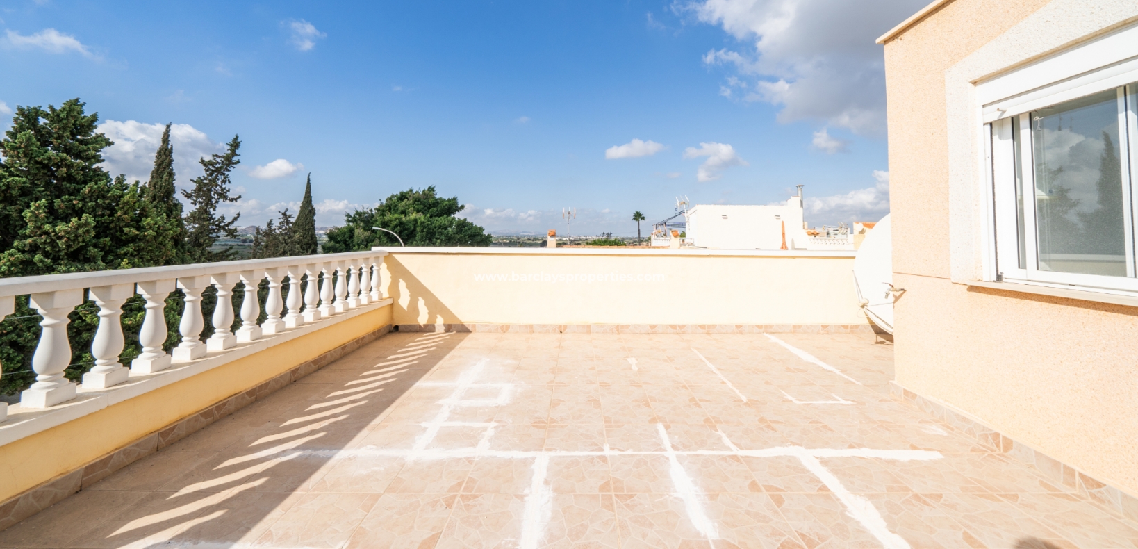 Revente - Jumelé - Urb. La Marina