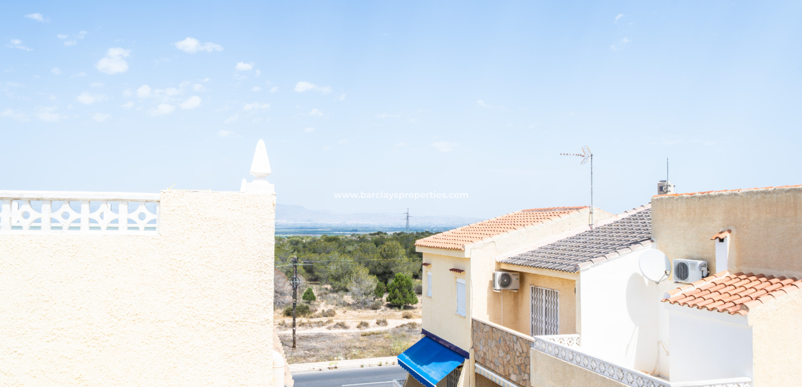 Revente - Jumelé - Urb. La Marina