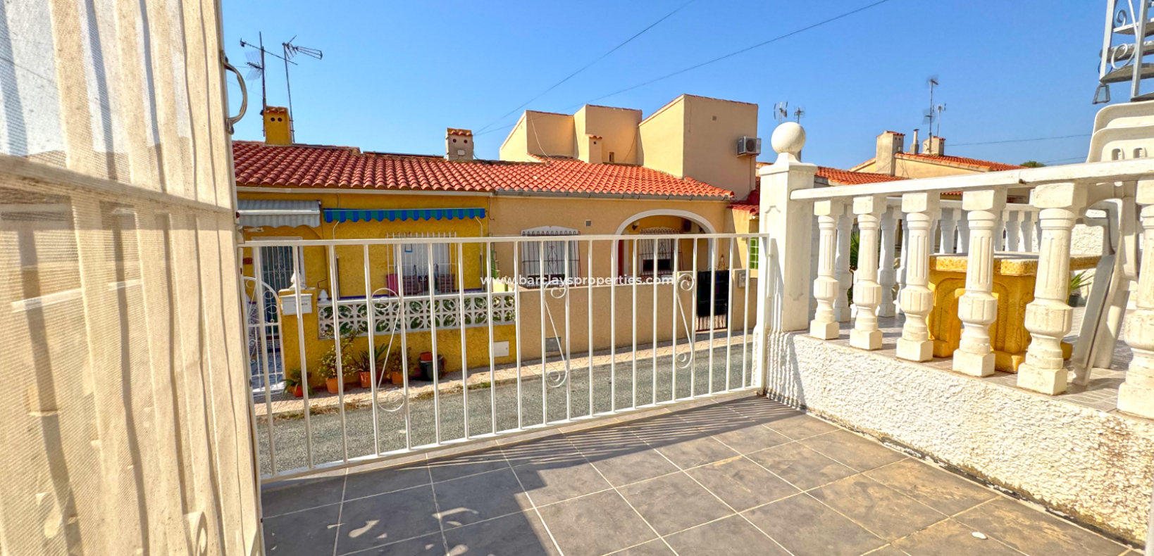 Revente - Jumelé - Urb. La Marina