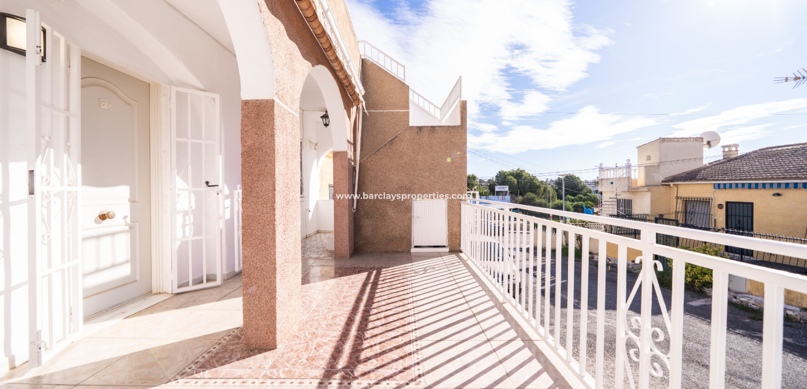 Revente - Jumelé - Urb. La Marina