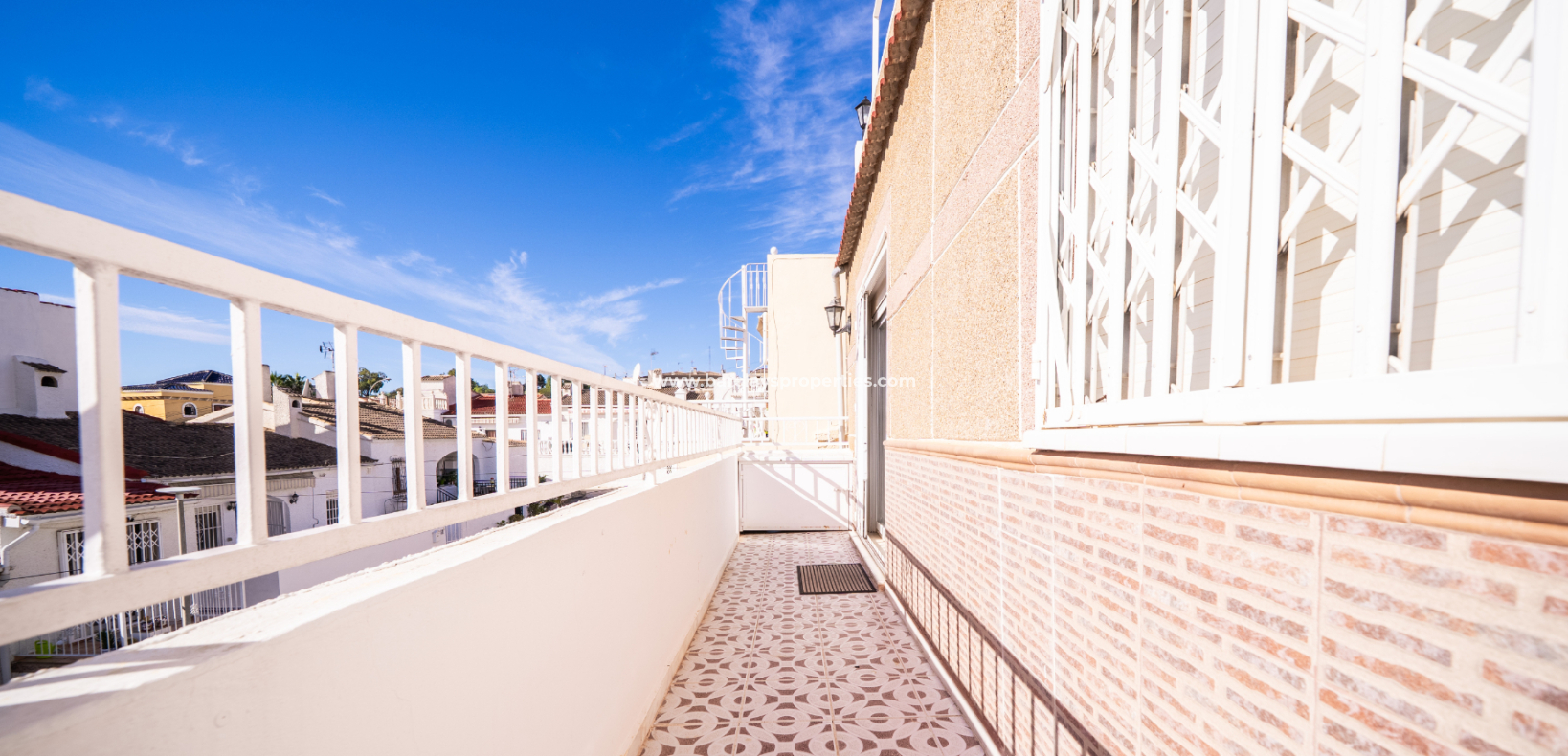 Revente - Jumelé - Urb. La Marina