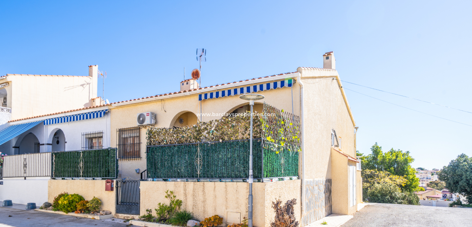 Revente - Jumelé - Urb. La Marina