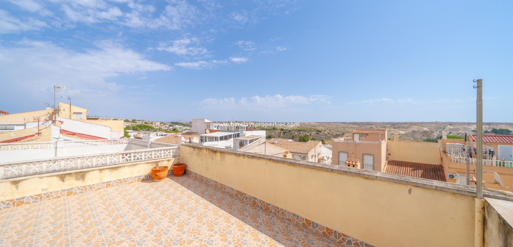 Revente - Jumelé - Urb. La Marina