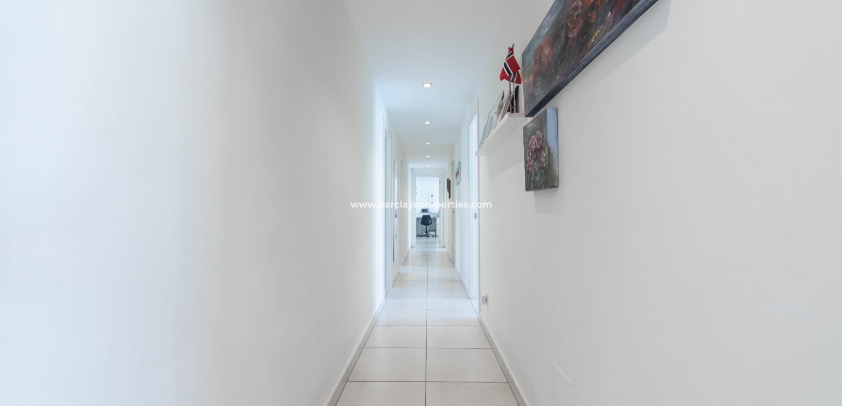 Revente - Maison Individuelle - Urb. La Marina