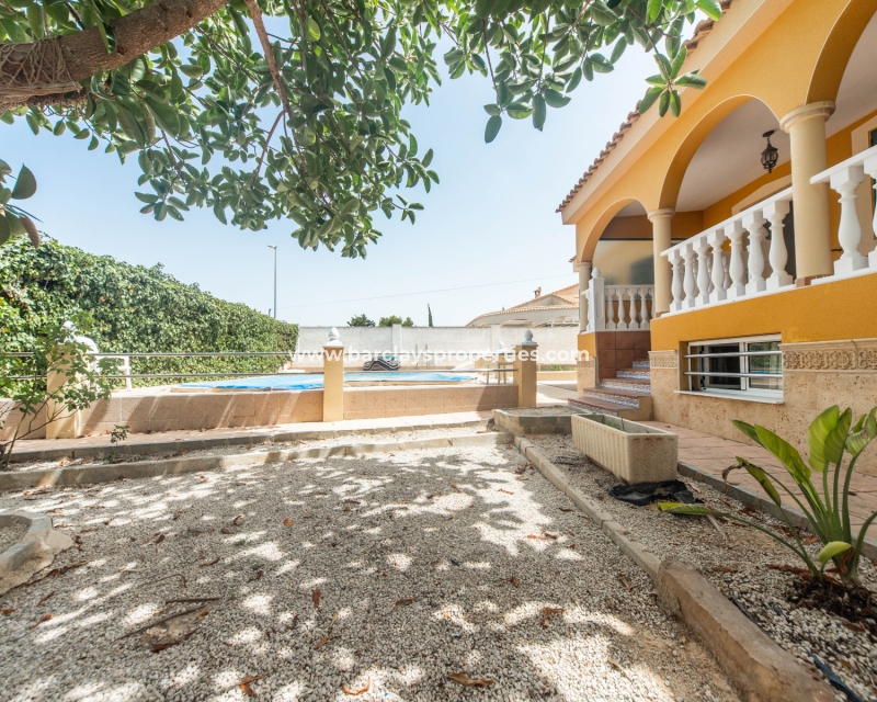 Revente - Maison Individuelle - Urb. La Marina