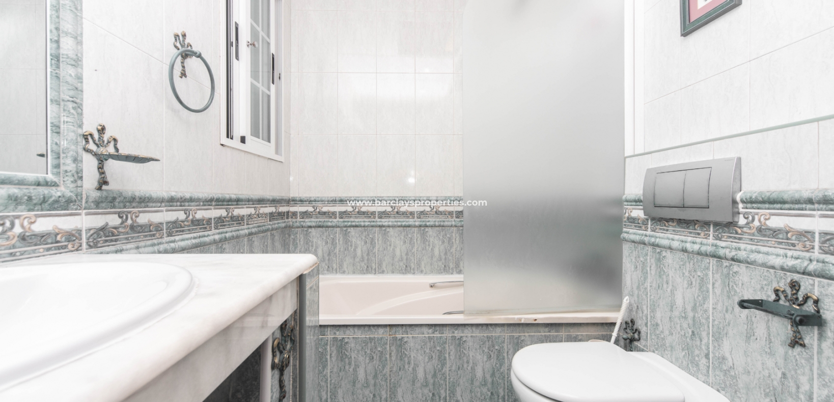 Revente - Maison Individuelle - Urb. La Marina