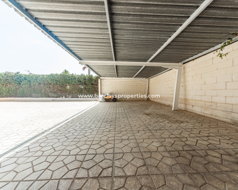 Revente - Maison Individuelle - Urb. La Marina