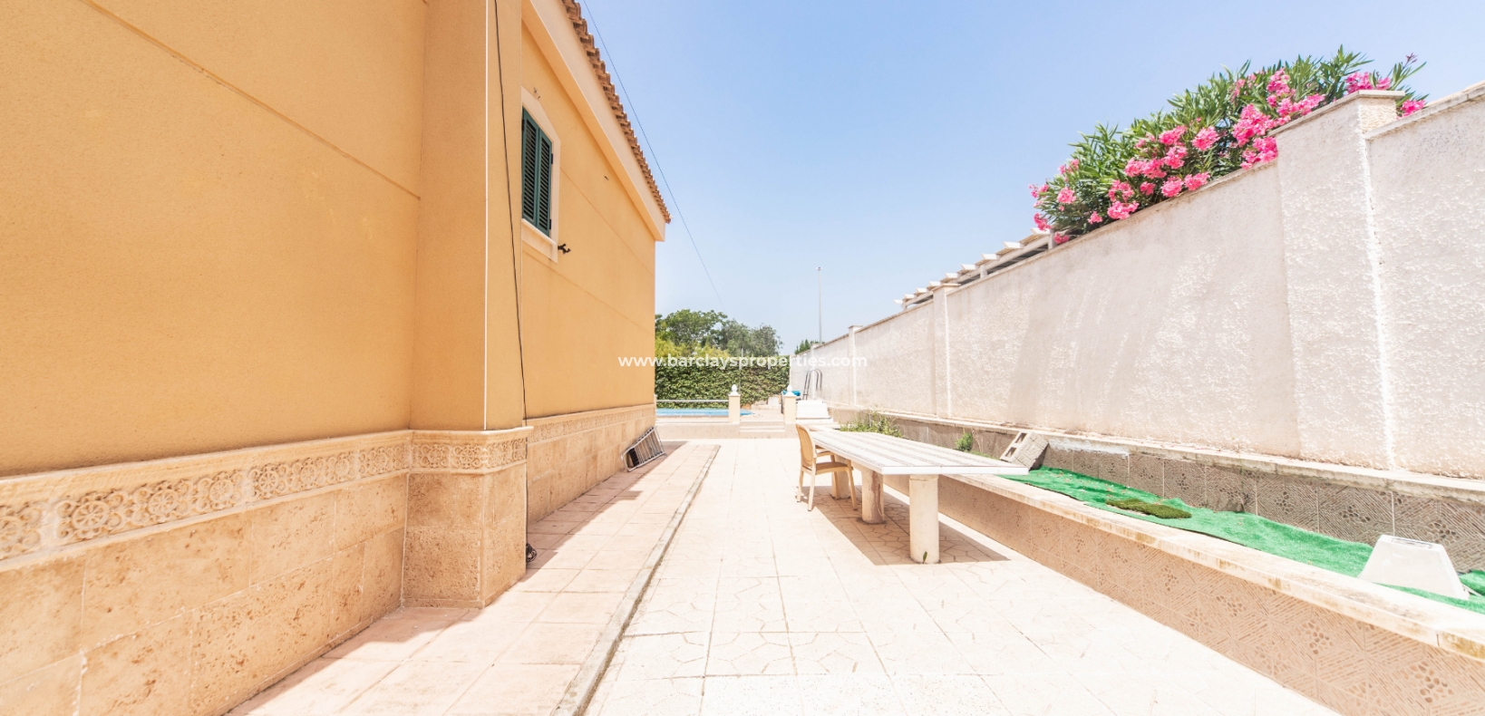 Revente - Maison Individuelle - Urb. La Marina