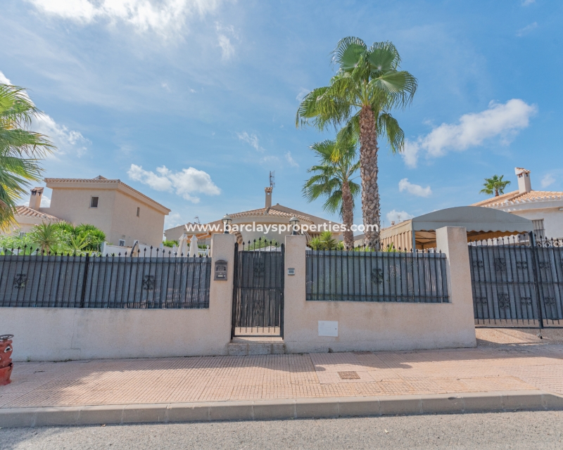 Revente - Maison Individuelle - Urb. La Marina