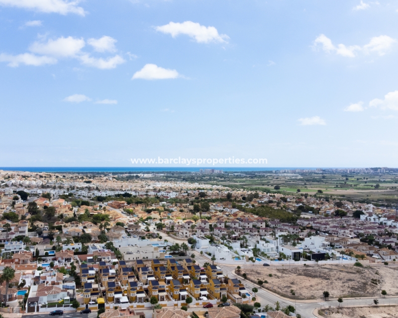 Revente - Maison Individuelle - Urb. La Marina