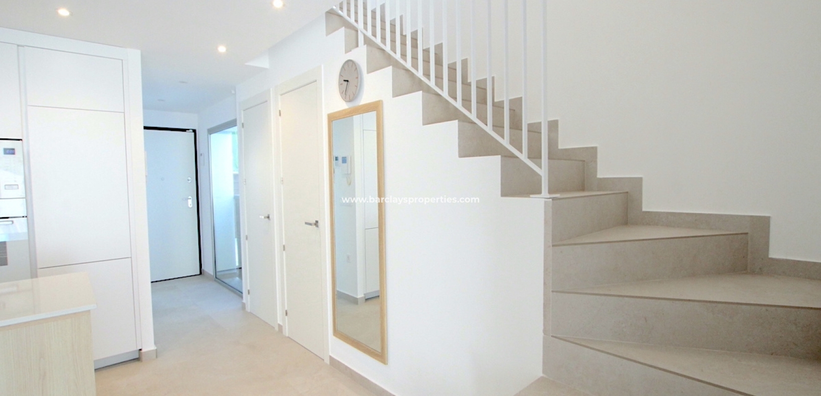 Revente - Maison Individuelle - Urb. La Marina