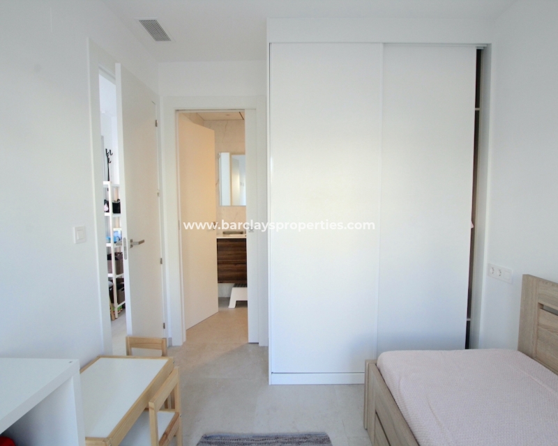 Revente - Maison Individuelle - Urb. La Marina